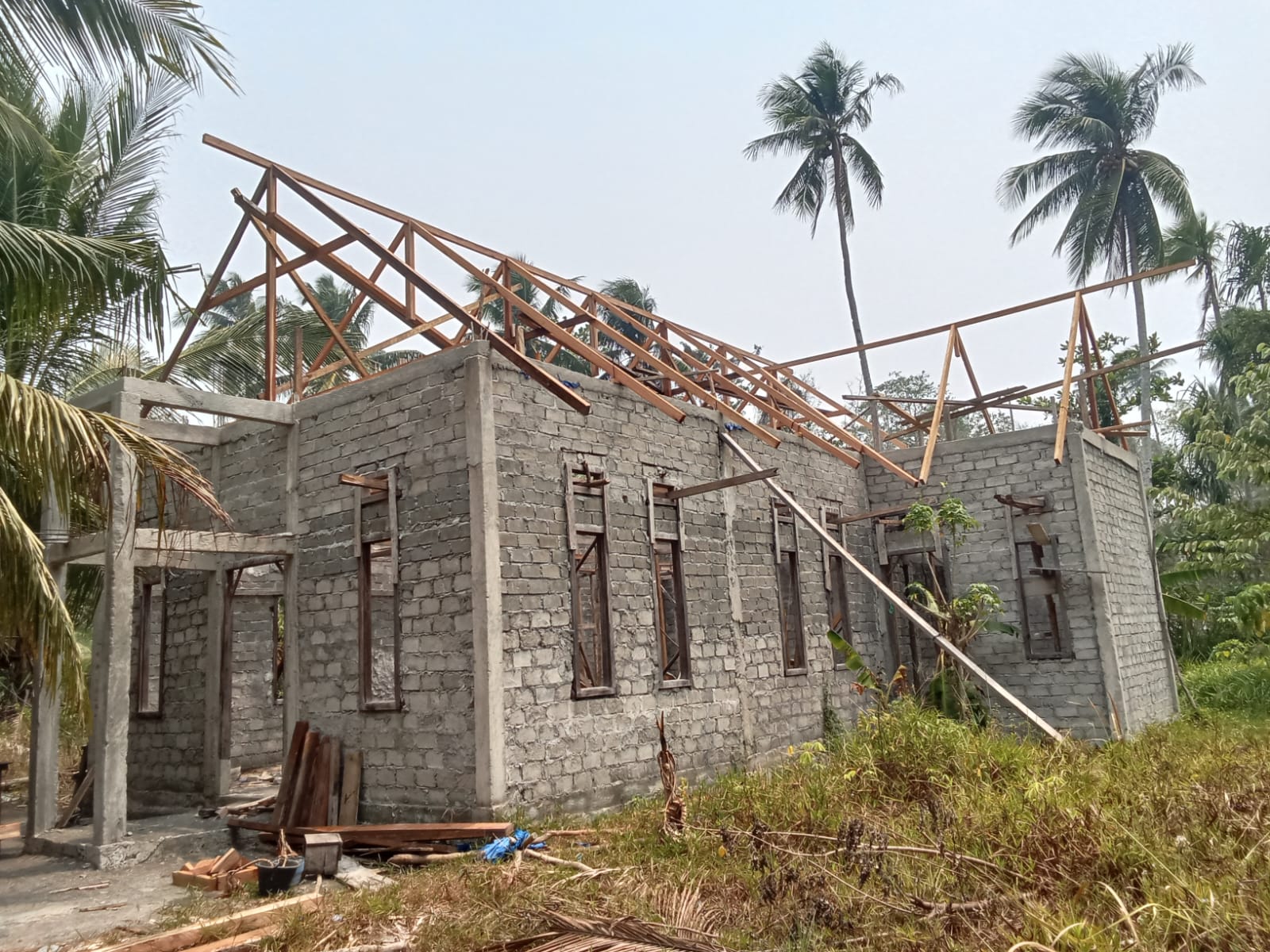 Pembangunan GMAHK Dorosagu-Maluku Utara.